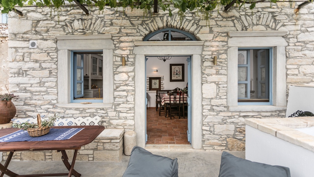 Photo of Outdoor in Aperathos