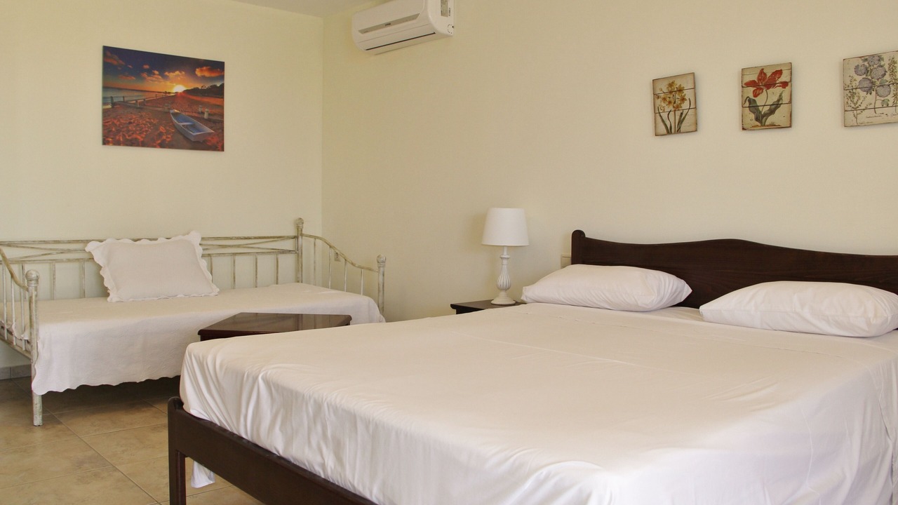 Photo of Bedroom in Pitsidia