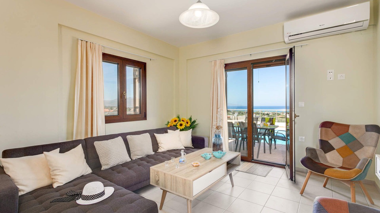 Photo of Livingroom in Pyrgos Psilonerou