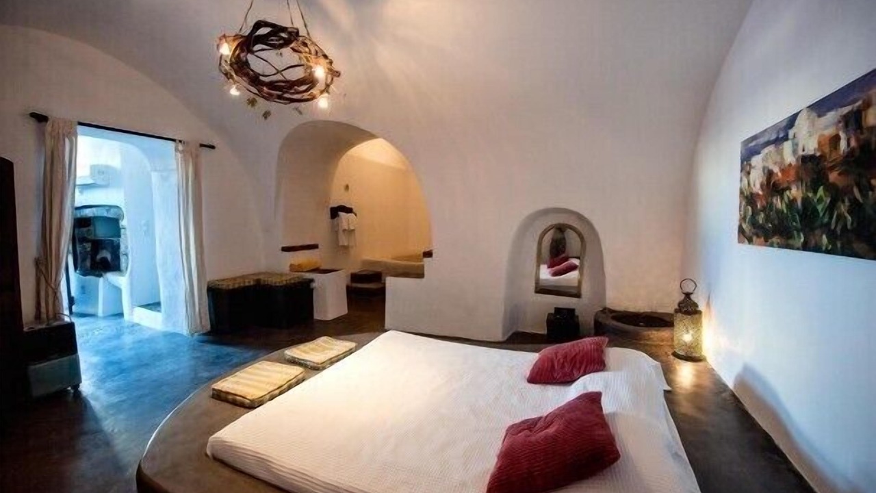 Photo of Bedroom in Santorini