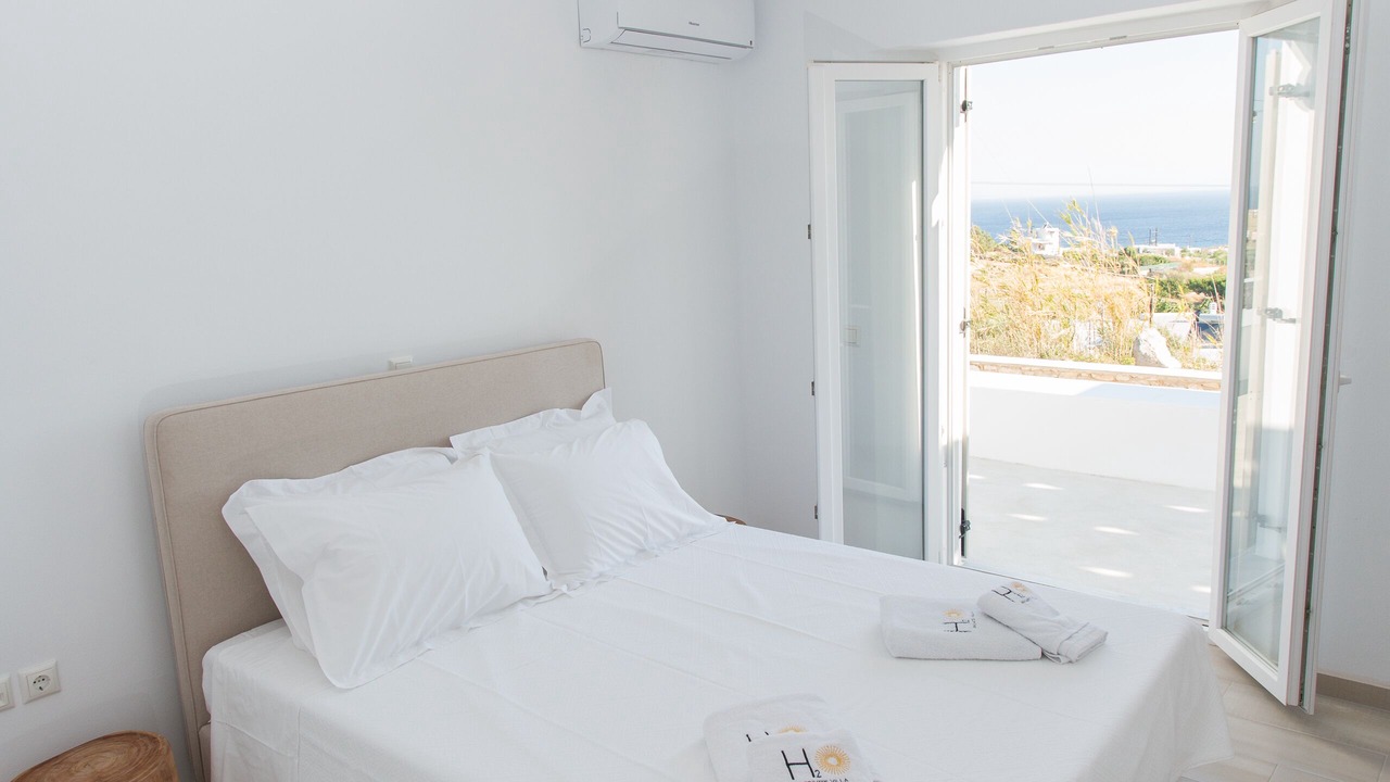 Photo of Bedroom in Parikia