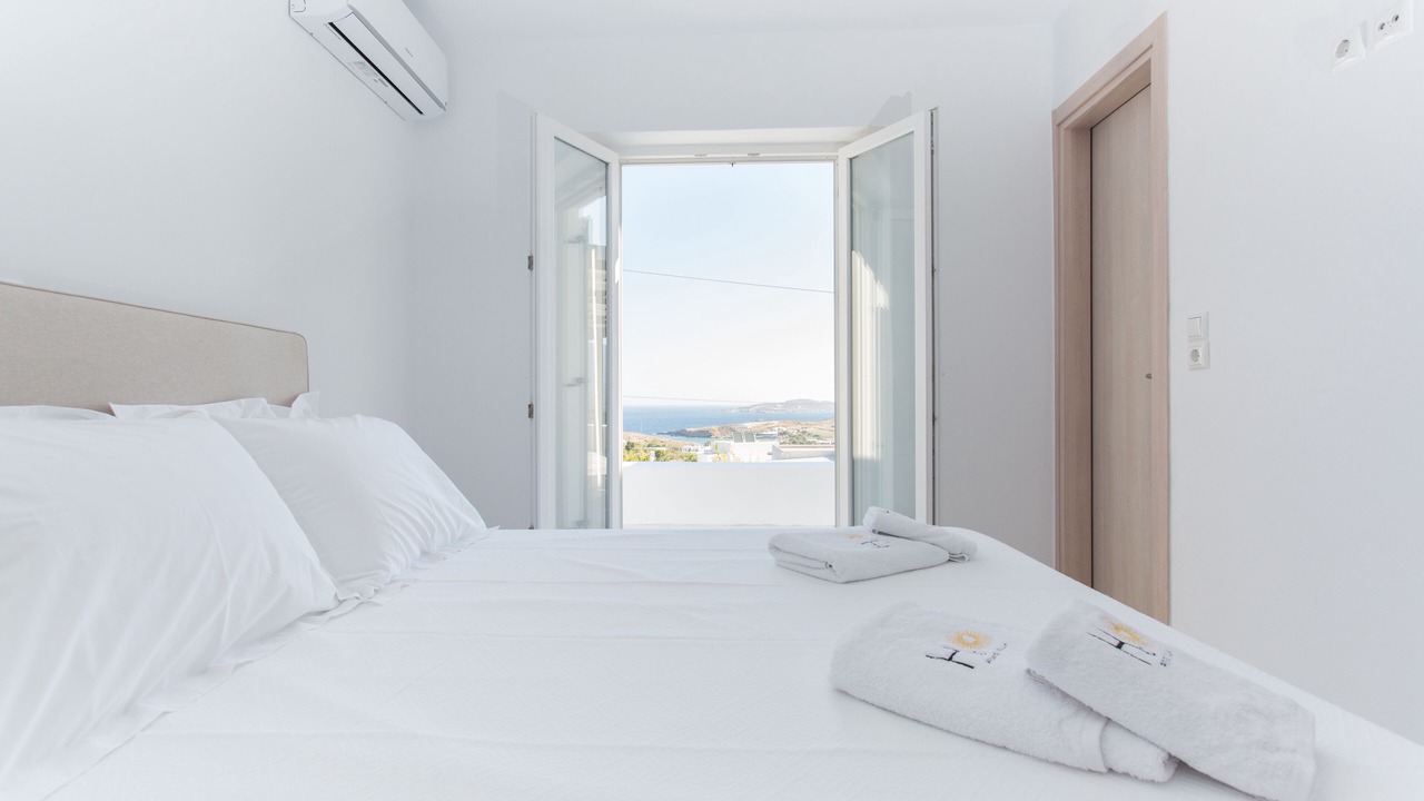 Photo of Bedroom in Parikia