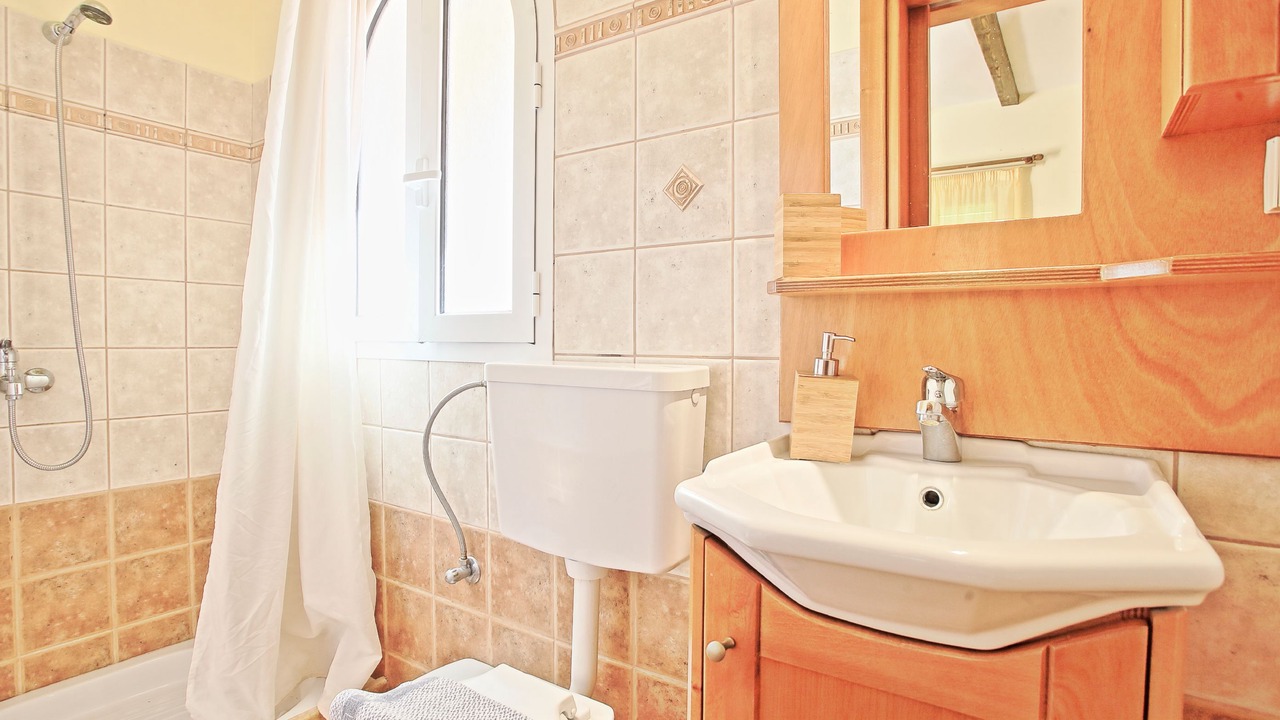 Photo of Bathroom in Acharavi