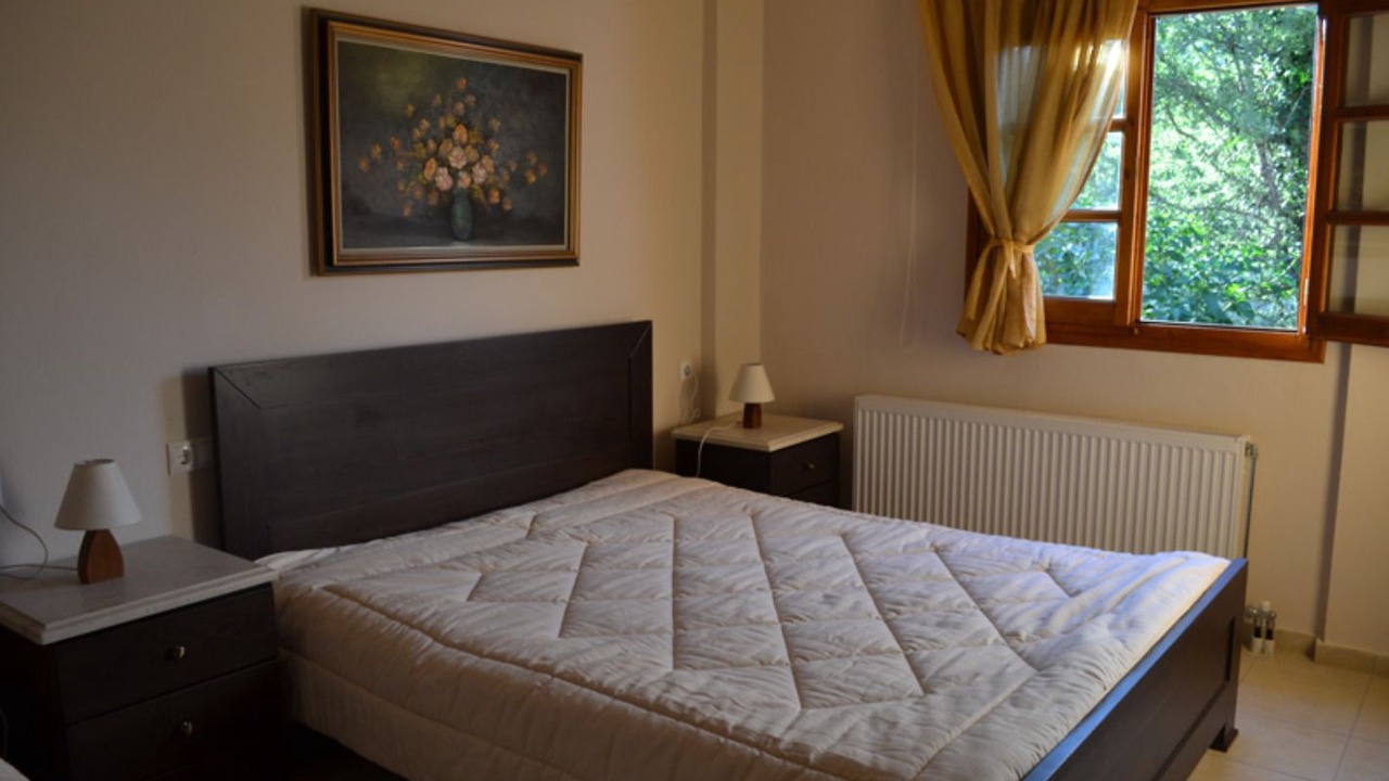 Photo of Bedroom in Platania