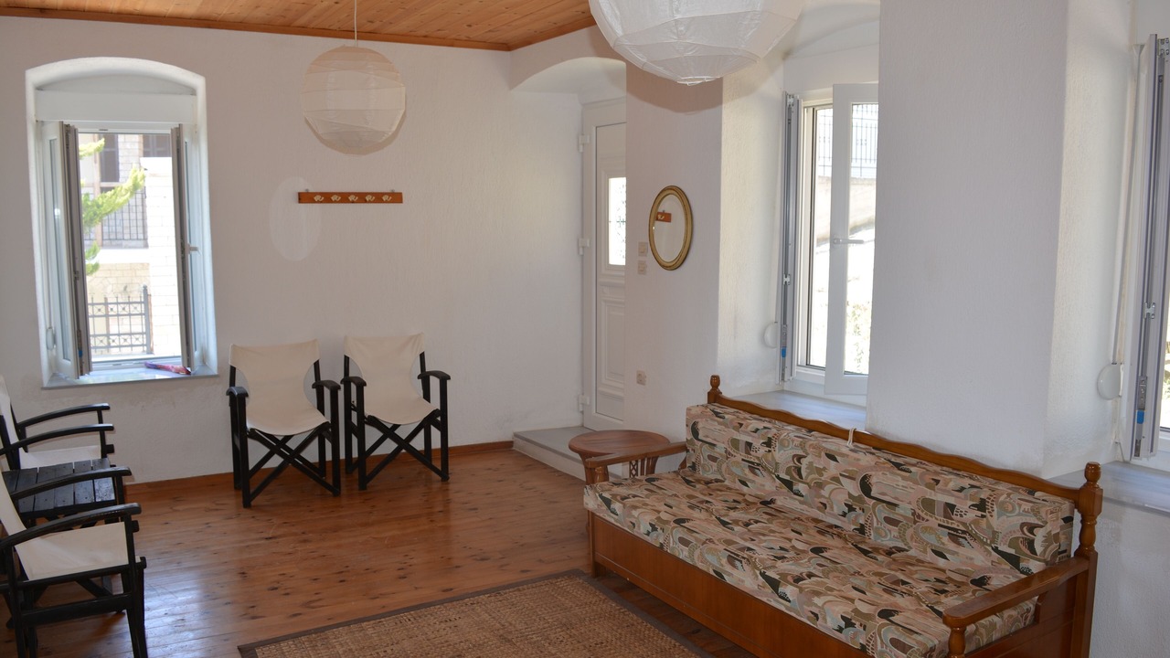 Photo of Bedroom in Glossa