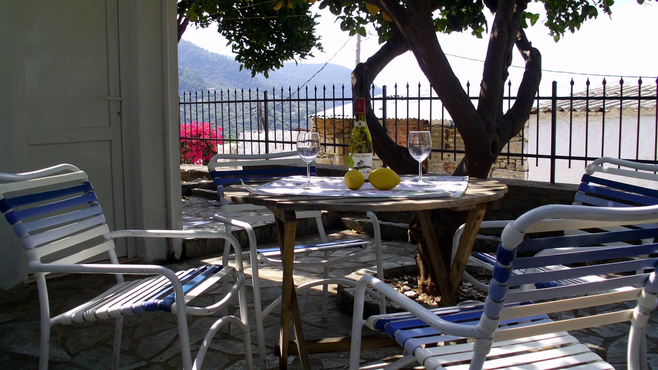Photo of Outdoor in Glossa