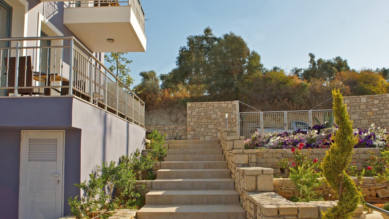 Photo of Outdoor in Adelianos Kampos