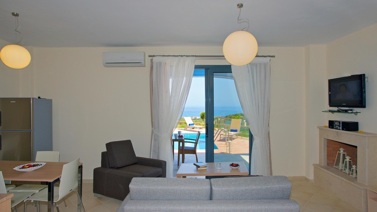 Photo of Livingroom in Adelianos Kampos