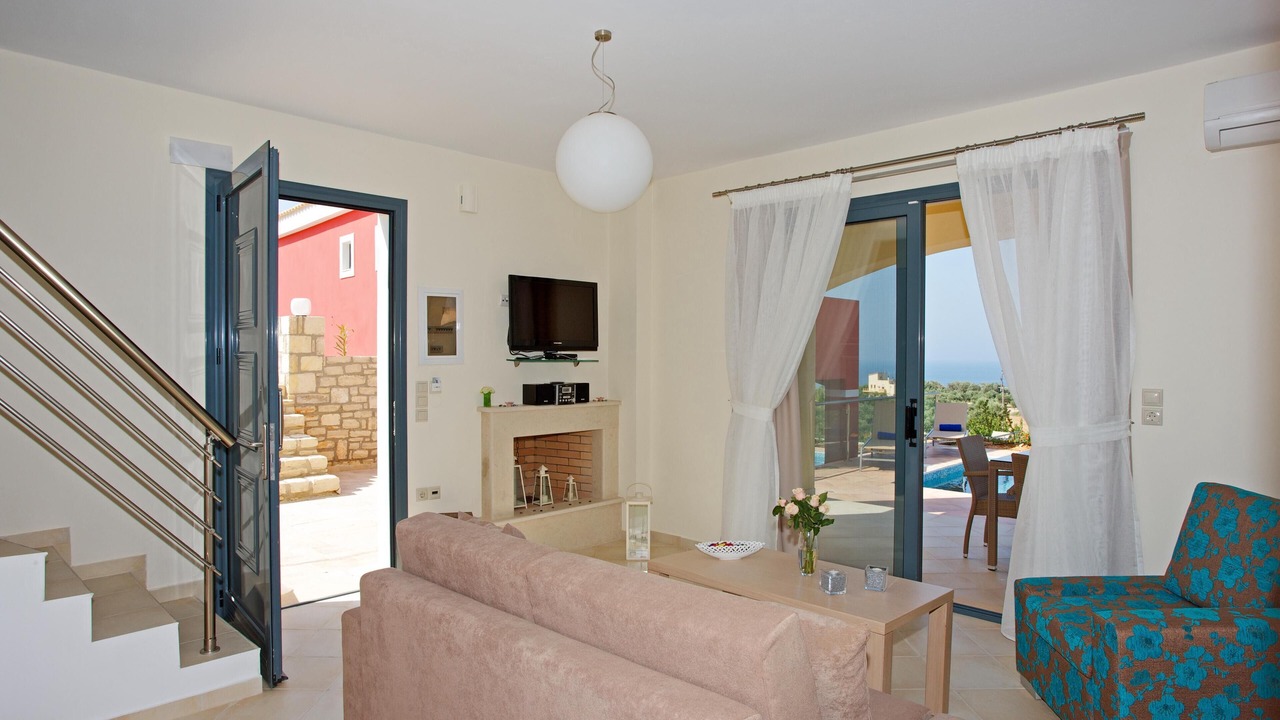 Photo of Livingroom in Adelianos Kampos