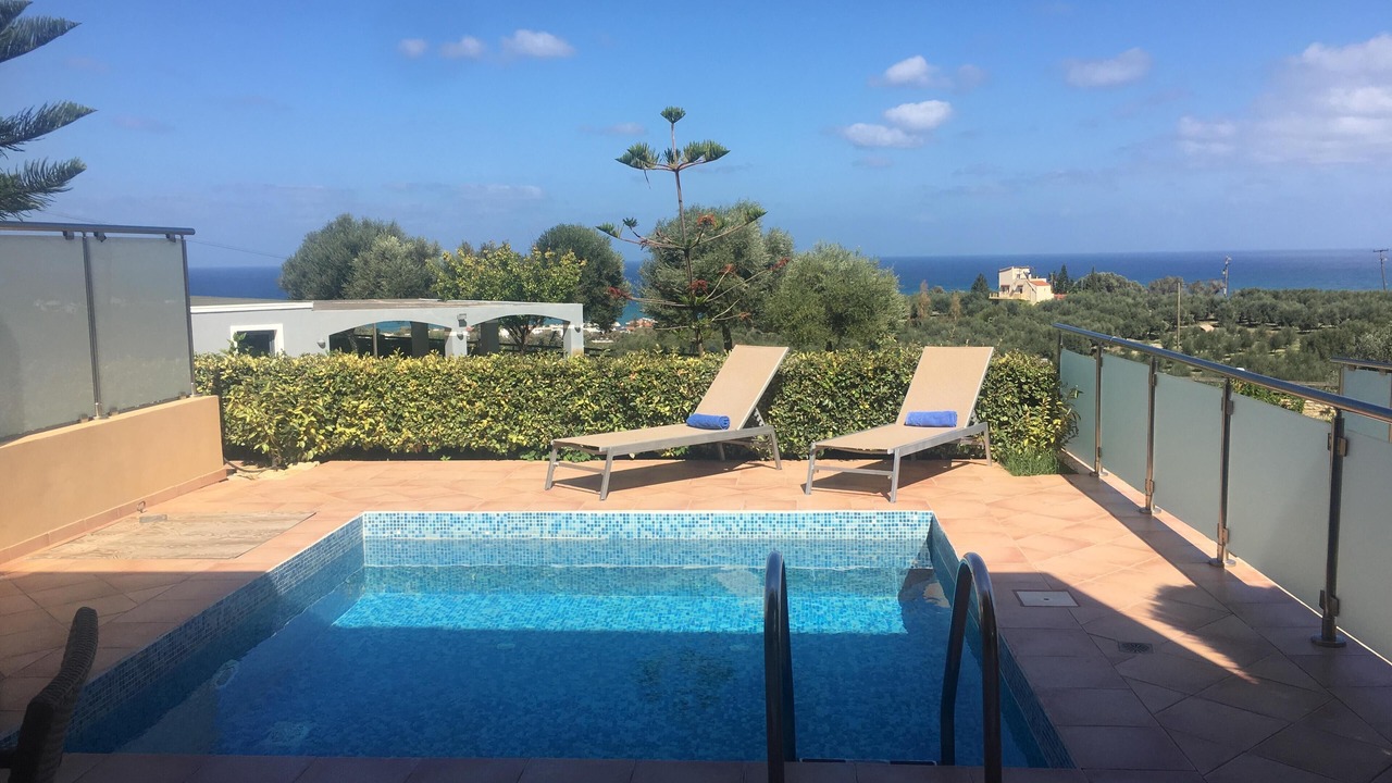 Photo of Outdoor in Adelianos Kampos