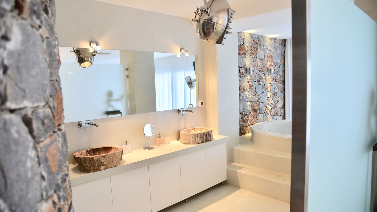 Photo of Bathroom in Elounda