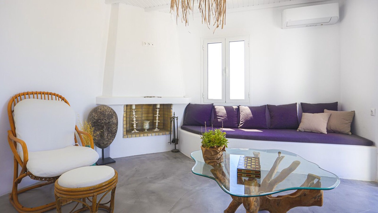 Photo of Livingroom in Tourlos