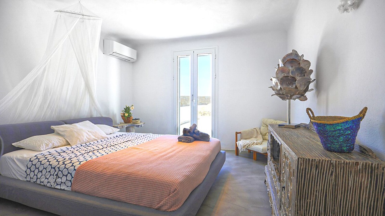 Photo of Bedroom in Tourlos