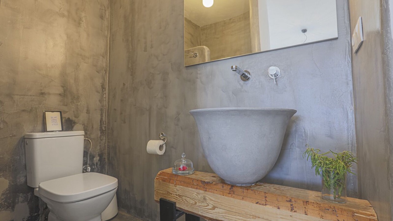 Photo of Bathroom in Tourlos