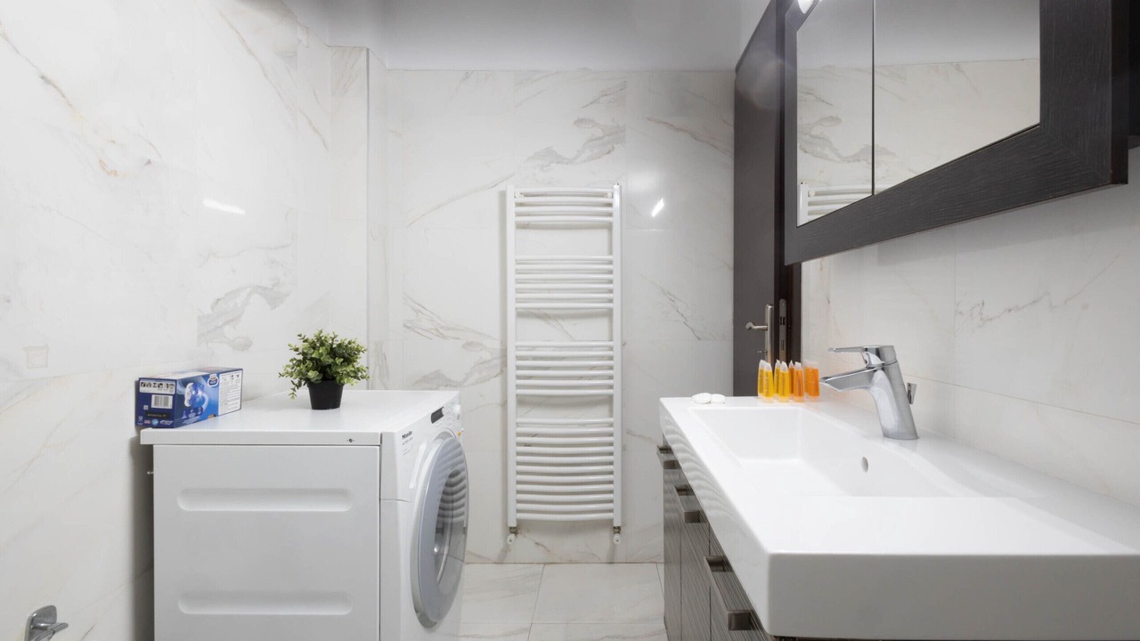 Photo of Bathroom in Nea Smirni