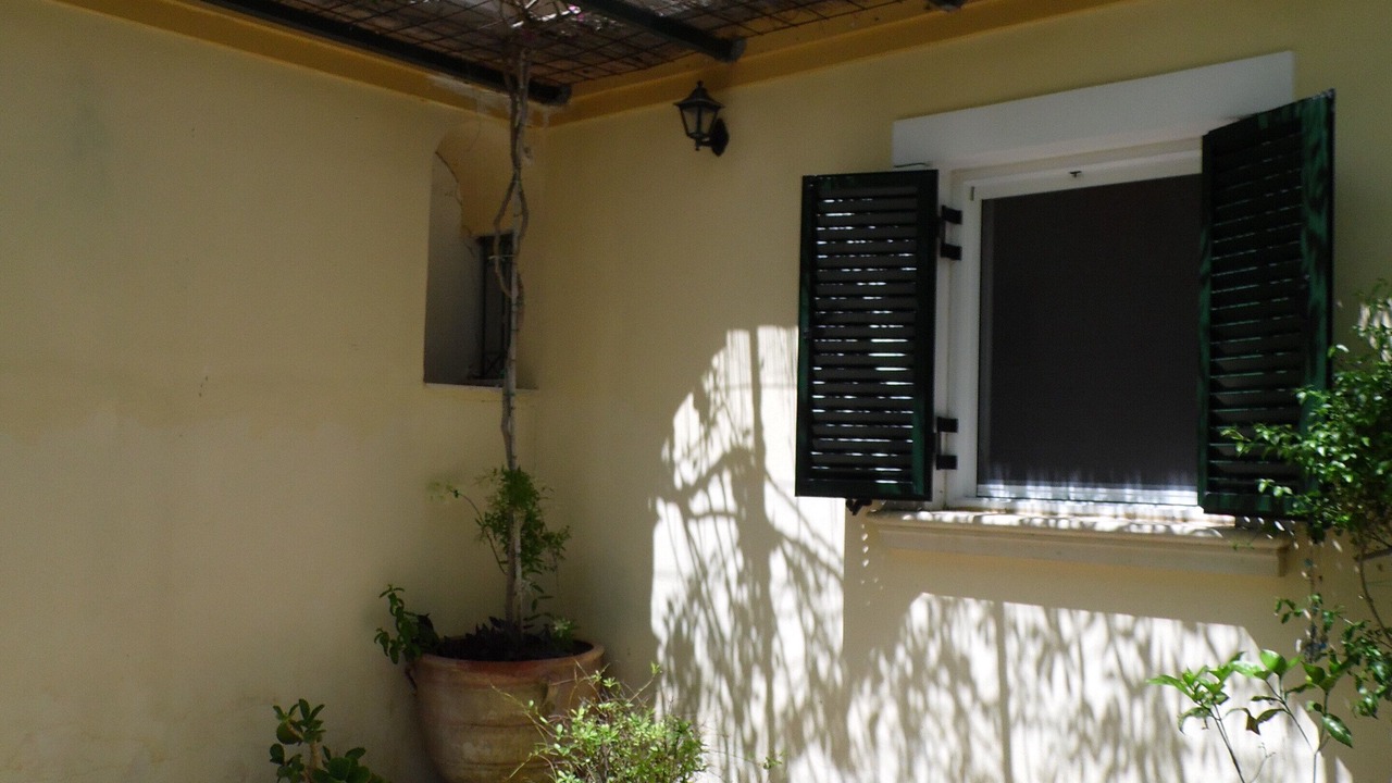 Photo of Outdoor in Gaitanion