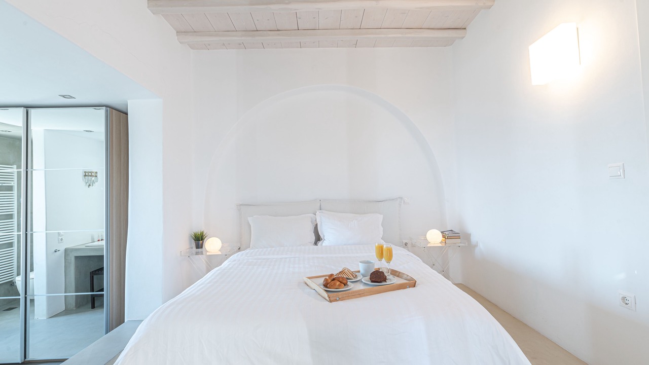 Photo of Bedroom in Ornos
