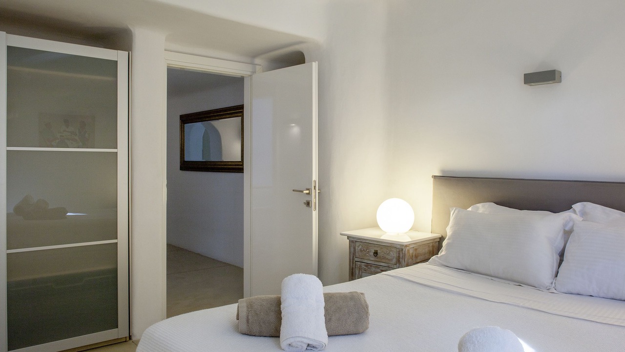 Photo of Bedroom in Ornos