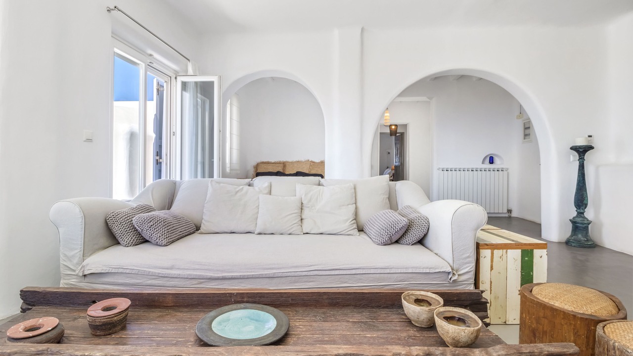 Photo of Livingroom in Faros Armenistis