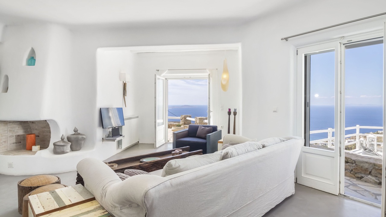 Photo of Livingroom in Faros Armenistis