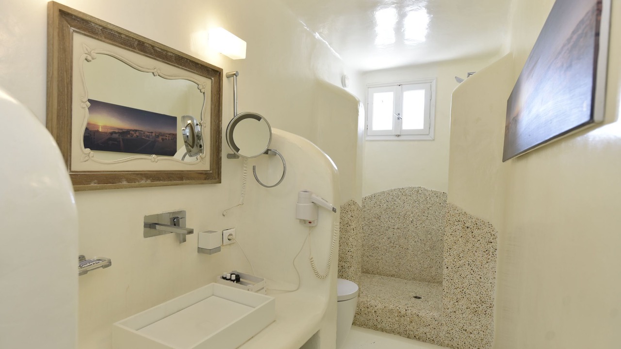 Photo of Bathroom in Kalafatis
