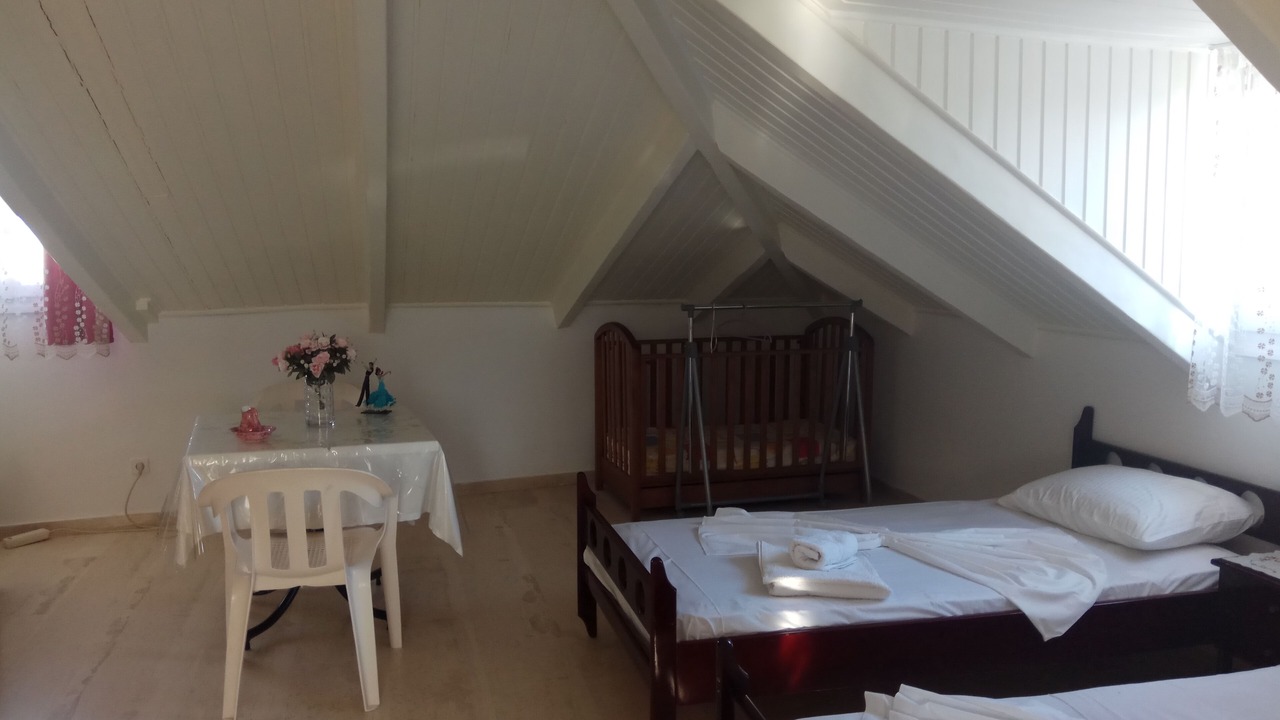 Photo of Bedroom in Alykes