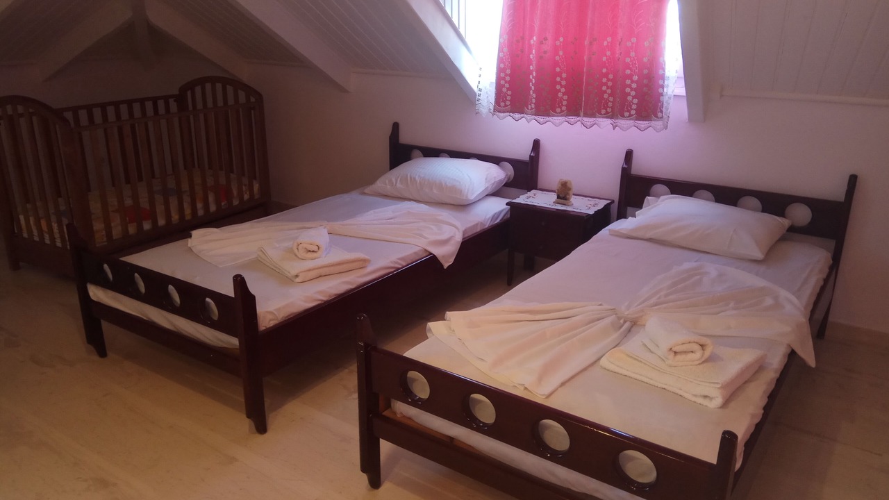 Photo of Bedroom in Alykes
