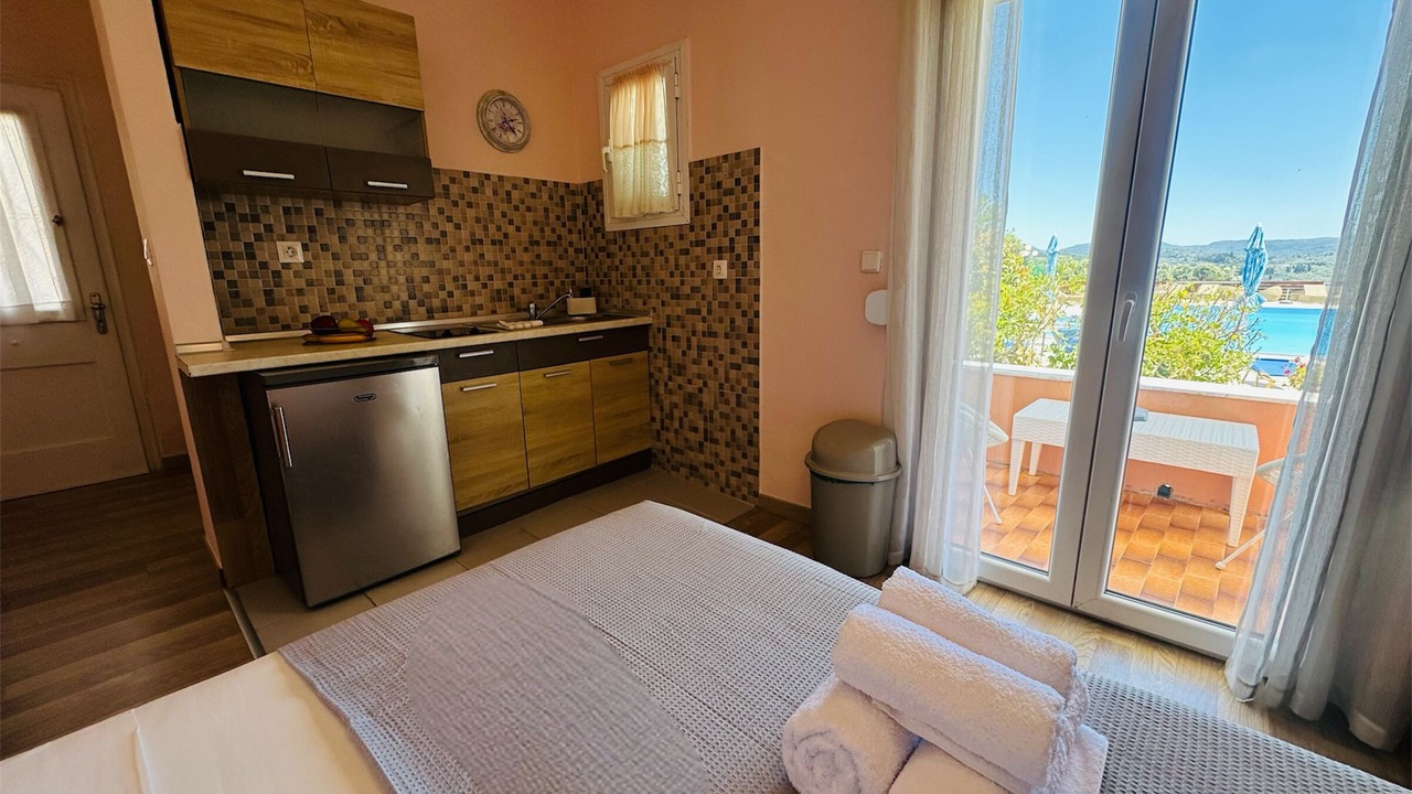 Photo of Kitchen in Agios Stefanos Avliotes