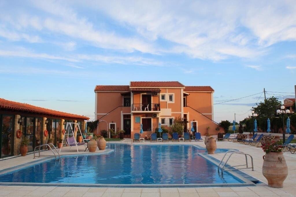 Photo of Bedroom in Agios Stefanos Avliotes