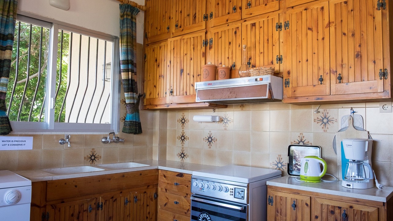 Photo of Kitchen in Platistomo