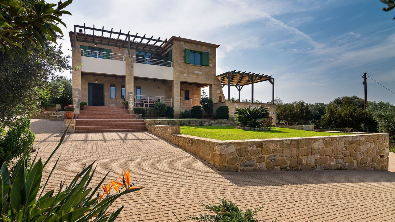 Photo of Outdoor in Gerani