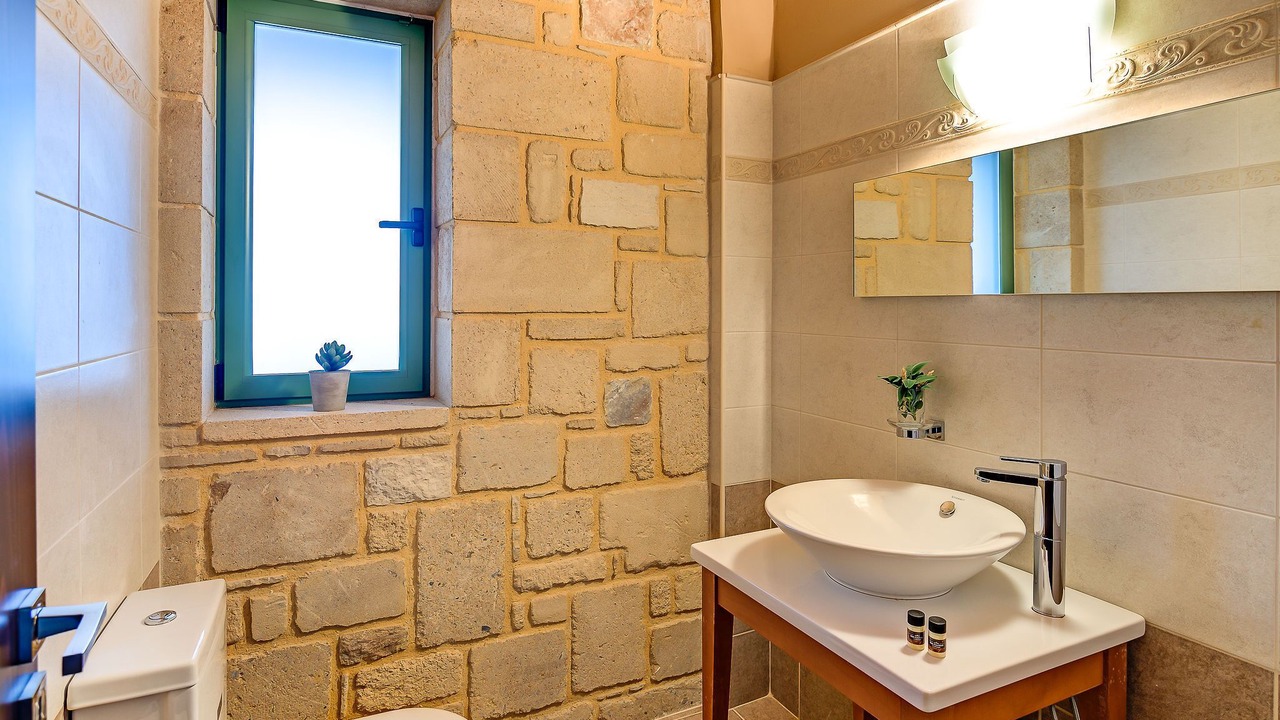 Photo of Bathroom in Gerani