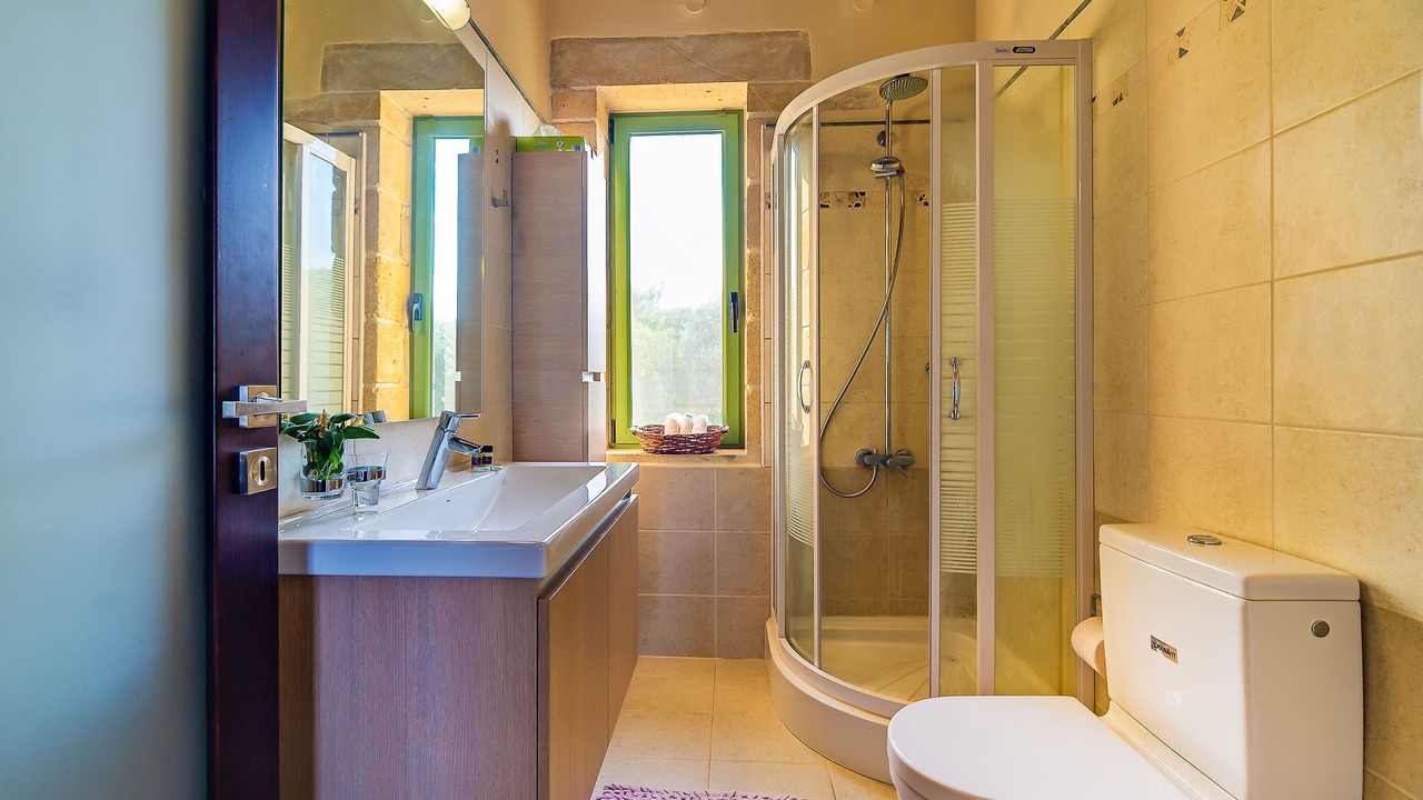 Photo of Bathroom in Gerani