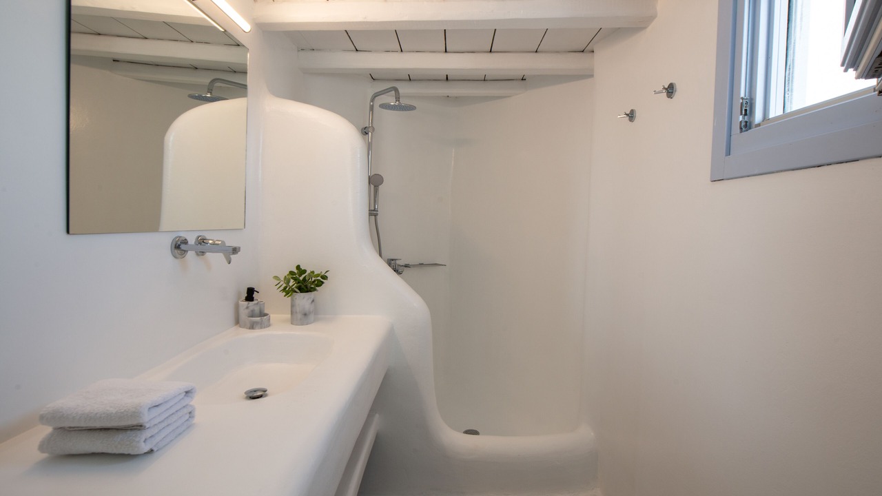 Photo of Bathroom in Paraga