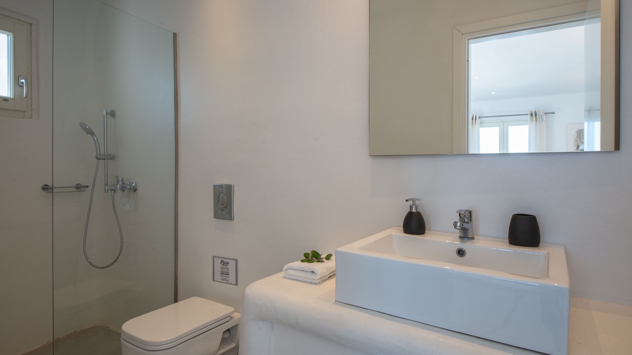 Photo of Bathroom in Paraga