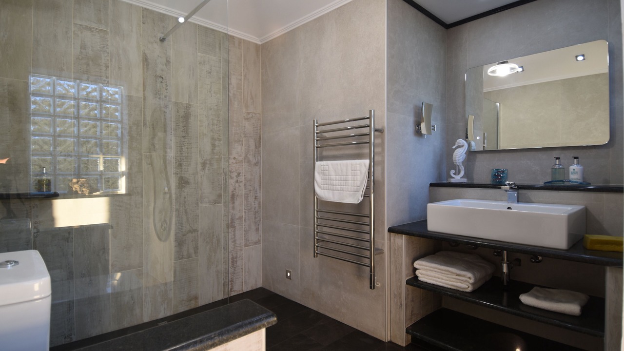 Photo of Bedroom in Petaleia