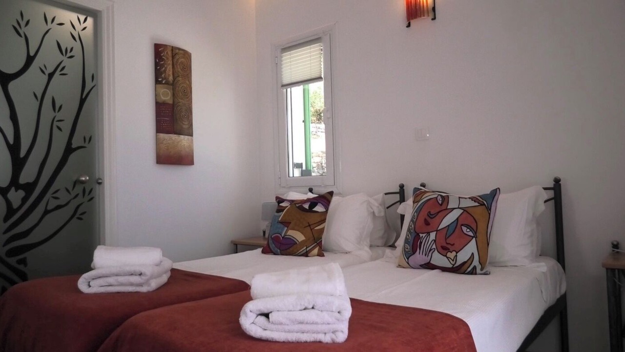 Photo of Bedroom in Petaleia