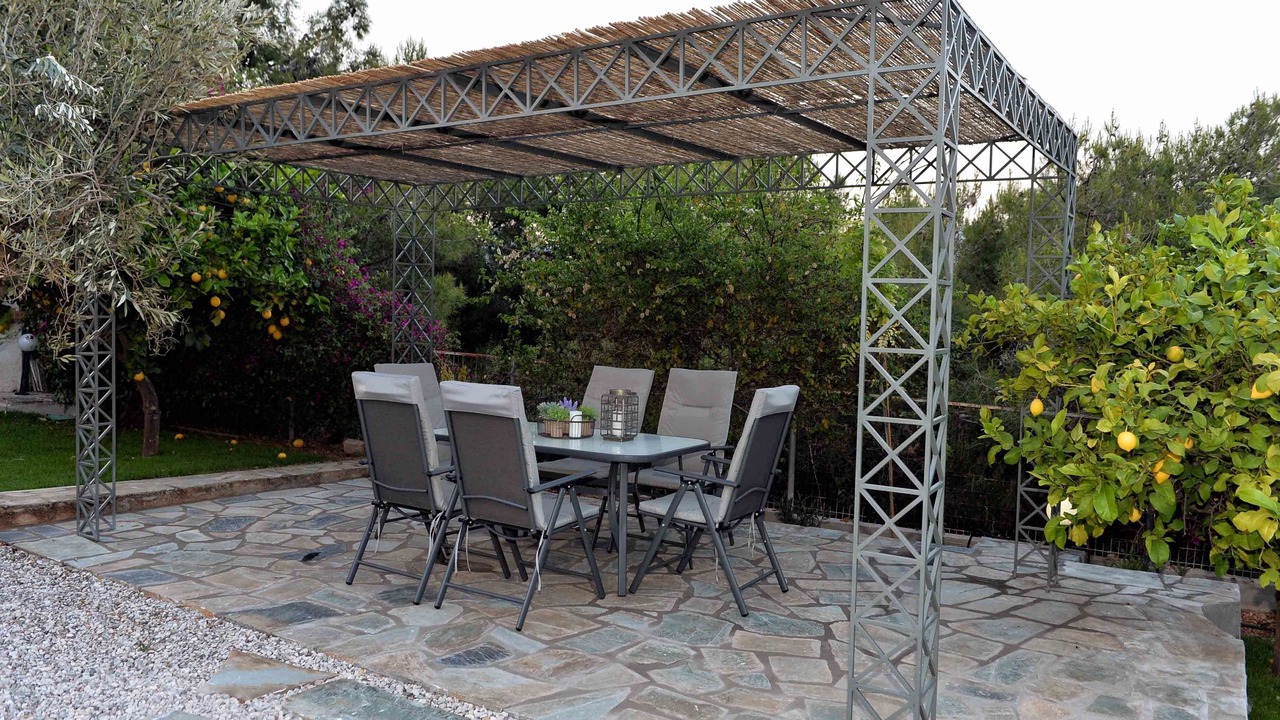 Photo of Outdoor in Isthmia