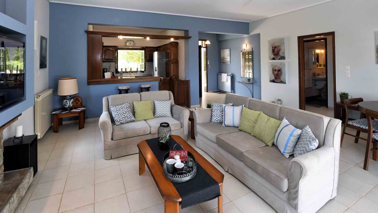 Photo of Livingroom in Isthmia