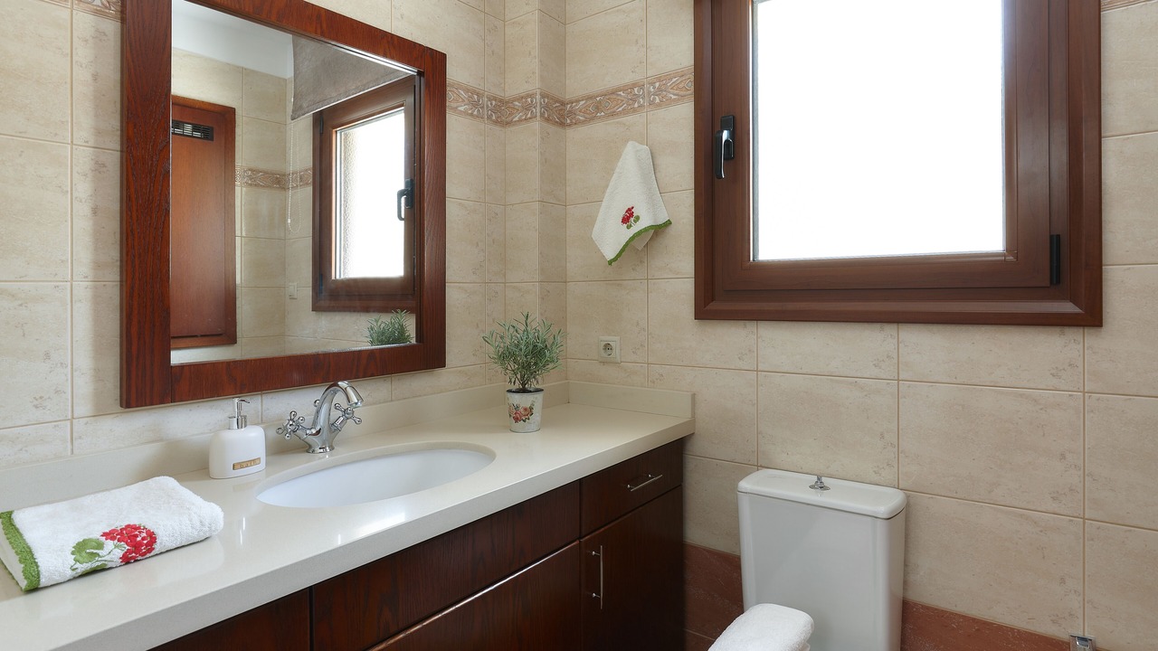 Photo of Bathroom in Voutai