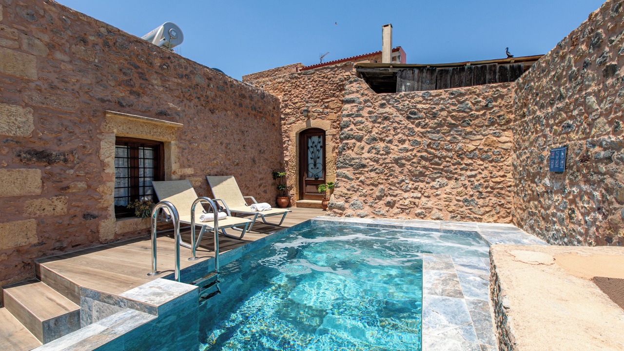 Photo of Outdoor in Astratigos