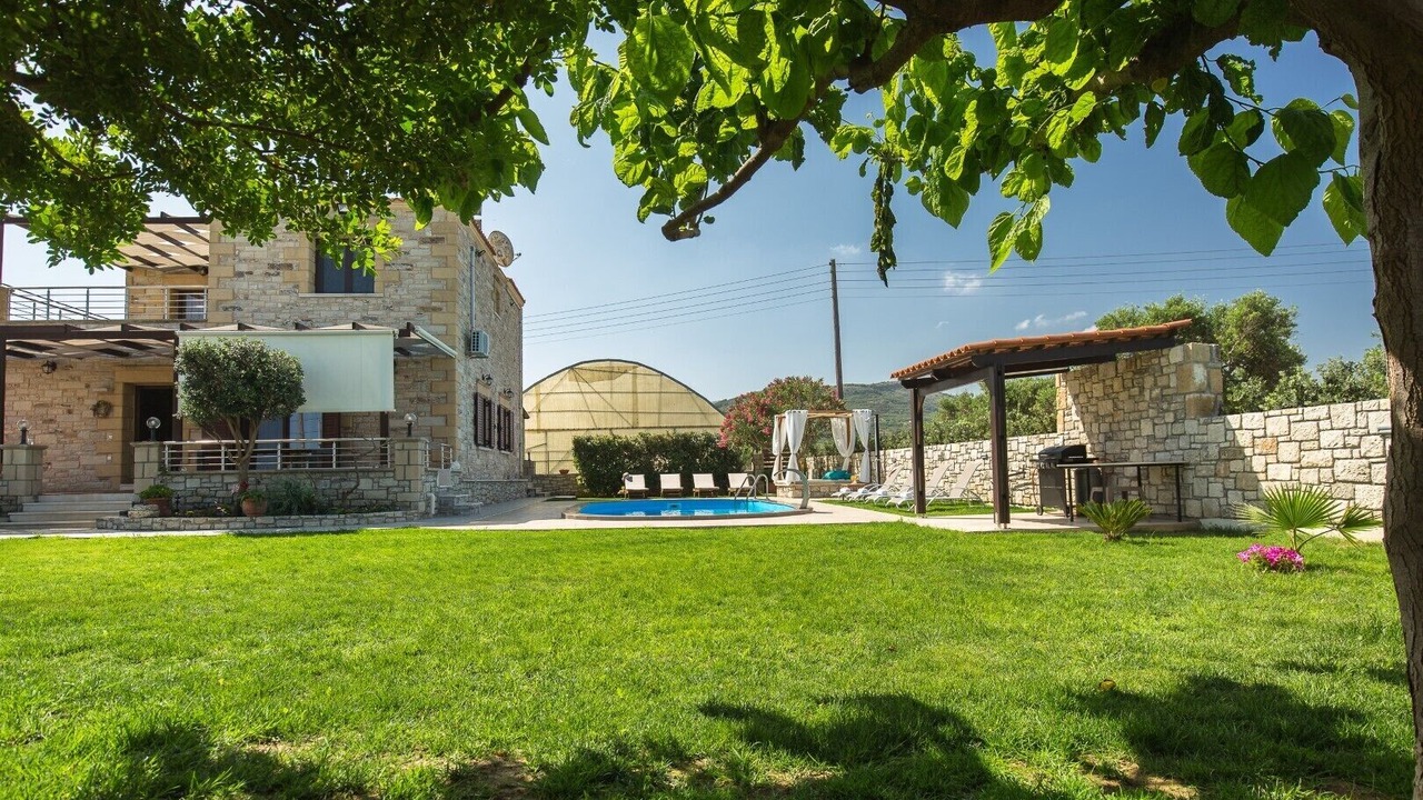 Photo of Outdoor in Nopigia