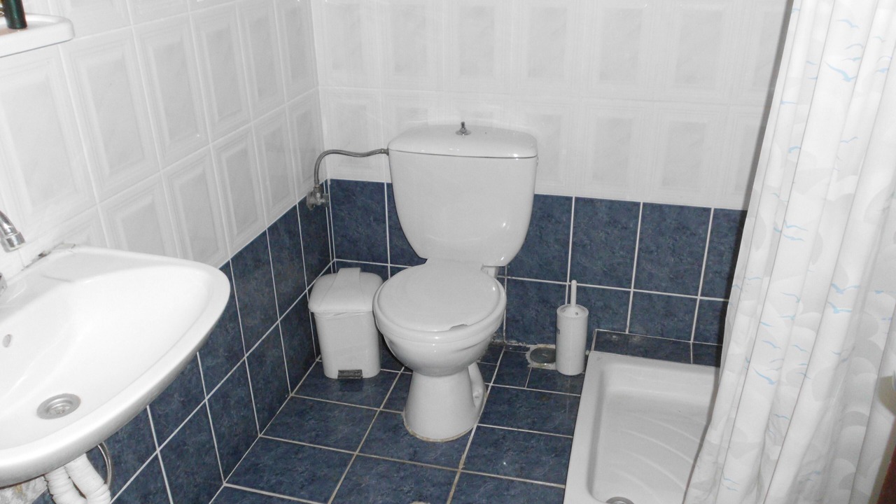 Photo of Bathroom in Doukades