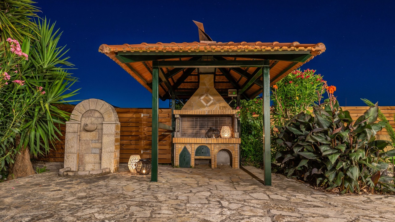 Photo of Patio Balcony in Pigadhakia
