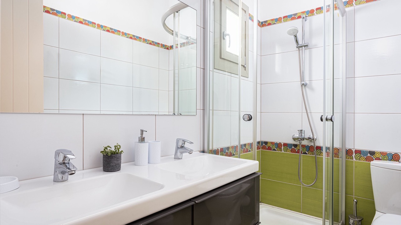 Photo of Bathroom in Paros