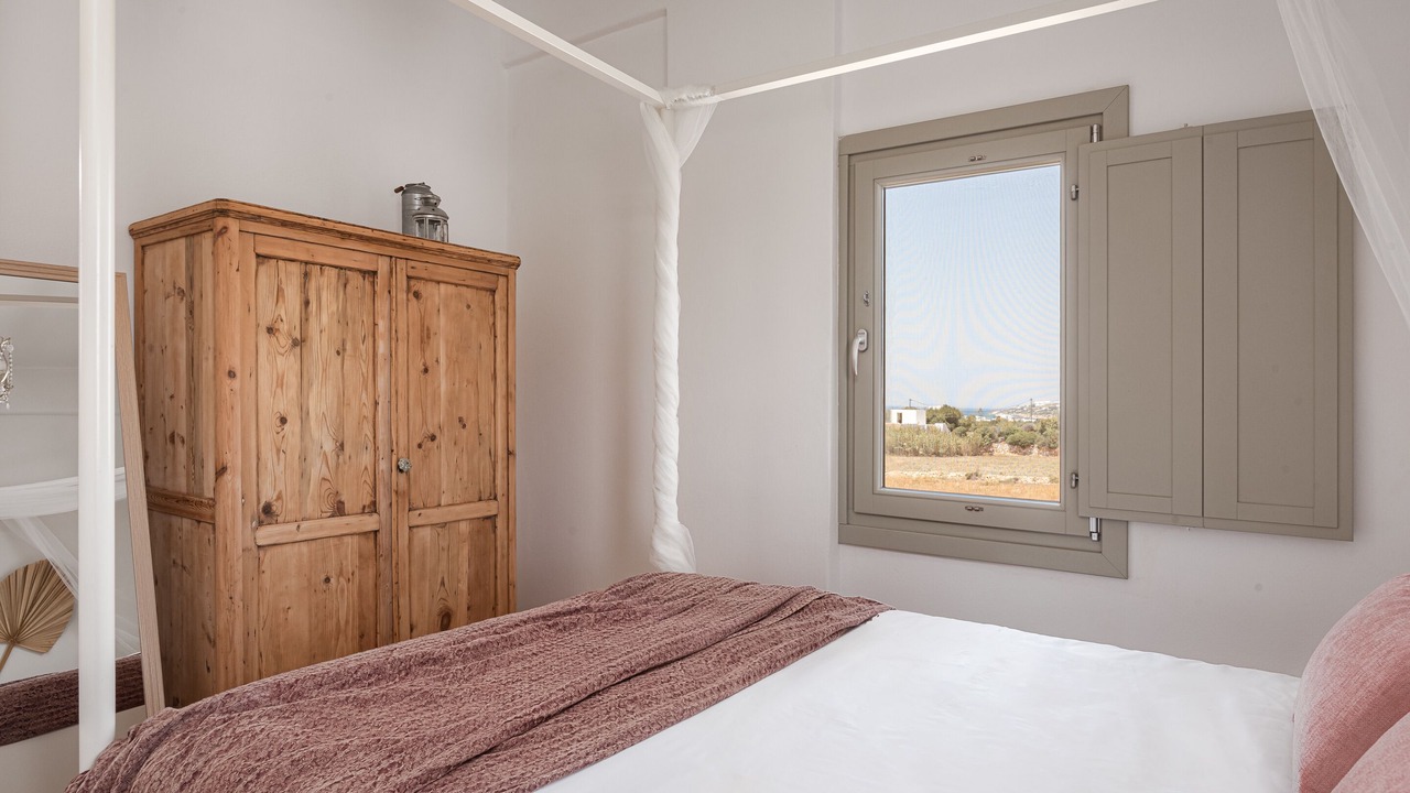 Photo of Bedroom in Paros