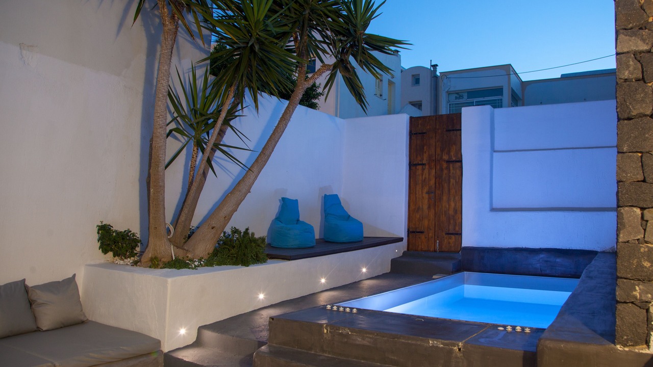 Photo of Outdoor in Fira
