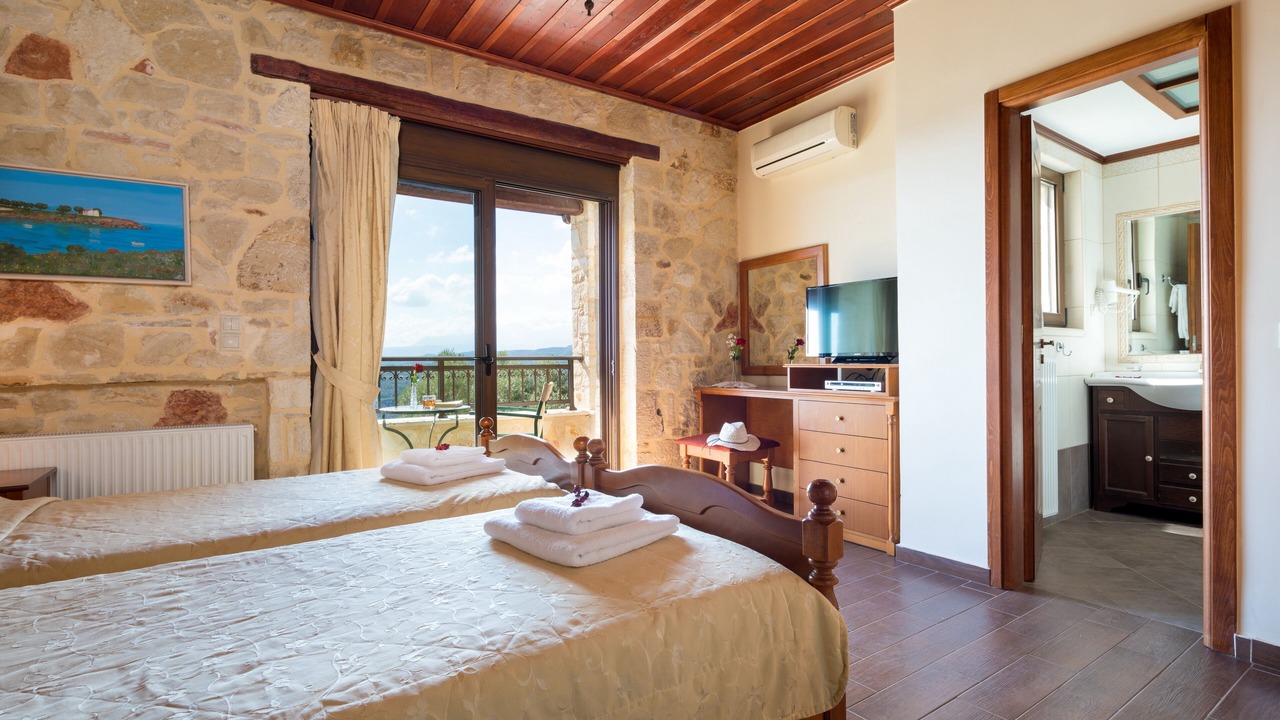 Photo of Bedroom in Polemarchi