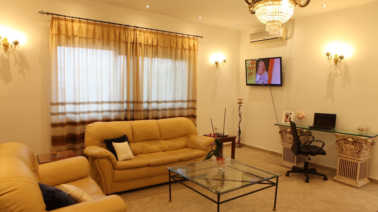 Photo of Livingroom in Agii Theodori