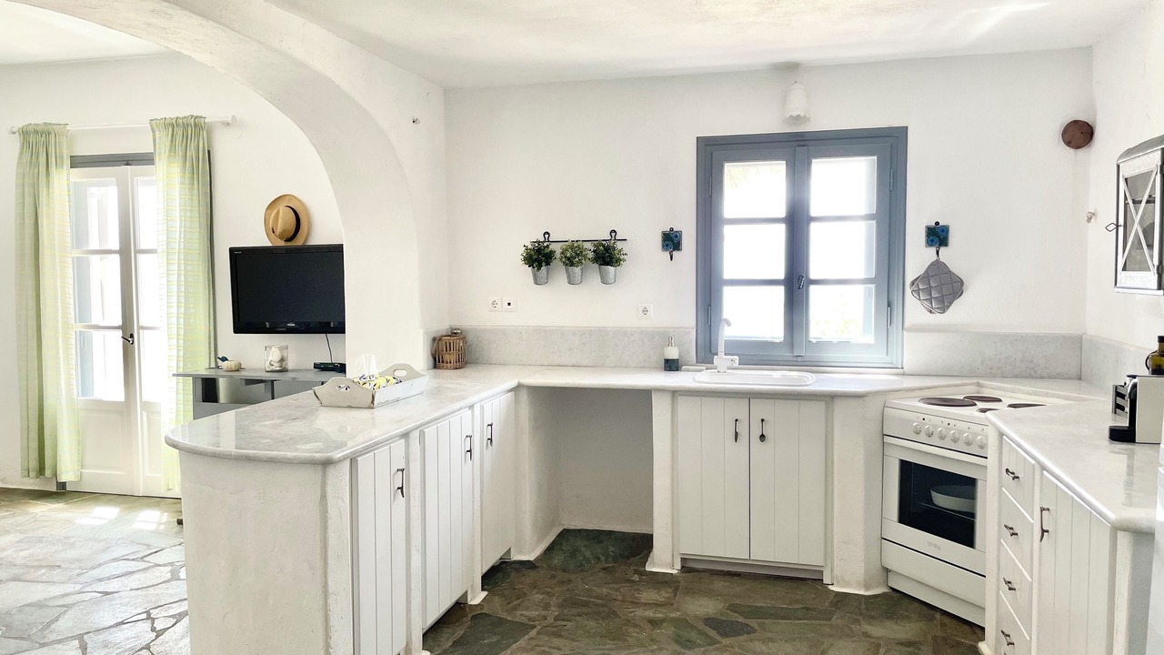 Photo of Kitchen in Paros